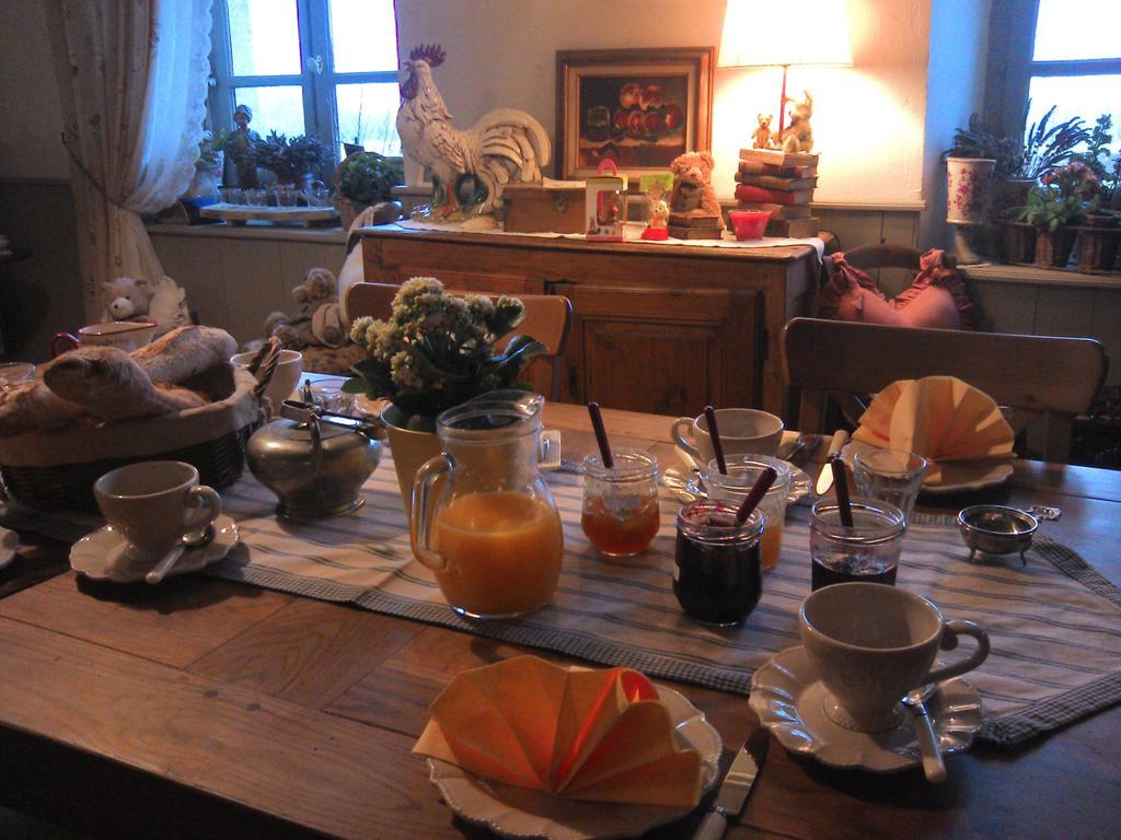 Bed and Breakfast Au Bon Gre D'Hugoline Blanzac  Экстерьер фото